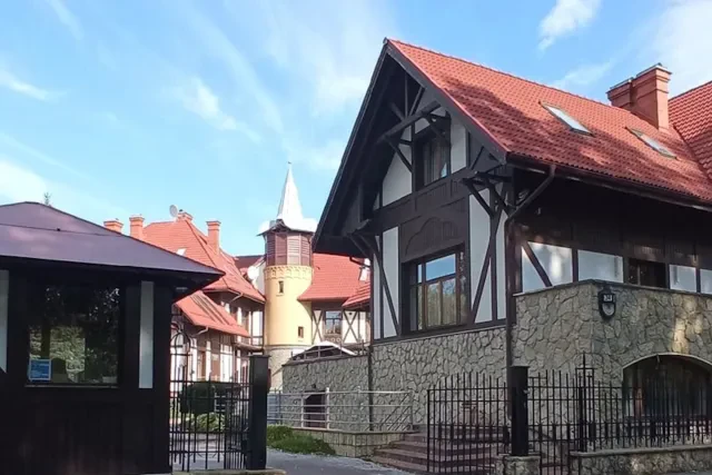 Квест «По следам Шерлока Холмса, или Таинственные сокровища Агры»